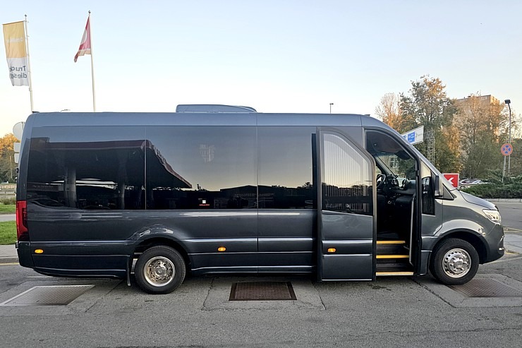Jaukā autobusa kompānijā apceļojam Igaunijas Austrumviru apriņķi. Sadarbībā ar «Active Travel» un Idaviru Jaukā autobusa kompānijā apceļojam Igaunijas Austrumviru apriņķi. Sadarbībā ar «Active Travel» un Idaviru 379450