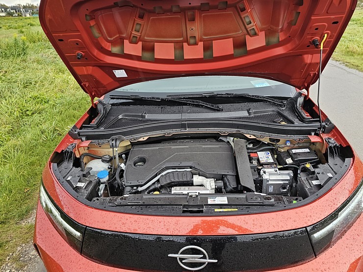 Sadarbībā ar auto nomu «SIXT Latvija» apceļojam Latviju - Opel Frontera no 27 eiro 379636
