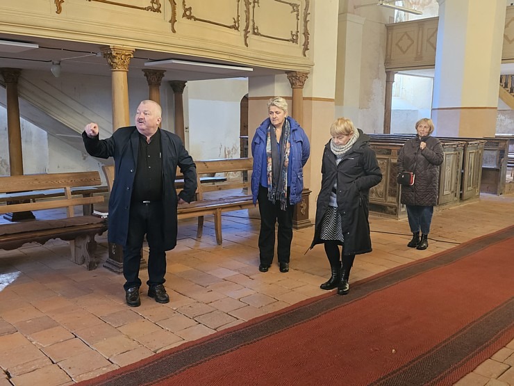 Apmeklējam Zlēku luterāņu baznīcu, kas celta celta ap 1645.gadu, Ventspils novadā  Apmeklējam Zlēku luterāņu baznīcu, kas celta celta ap 1645.gadu, Ventspils novadā 379658