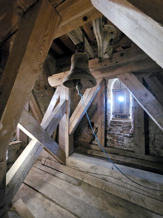 Apmeklējam Zlēku luterāņu baznīcu, kas celta celta ap 1645.gadu, Ventspils novadā  Apmeklējam Zlēku luterāņu baznīcu, kas celta celta ap 1645.gadu, Ventspils novadā 379670