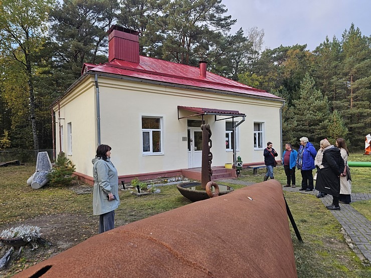 Apmeklējam 1844.gada būvēto Ovišu bāku Ventspils novadā  Apmeklējam 1844.gada būvēto Ovišu bāku Ventspils novadā 379690