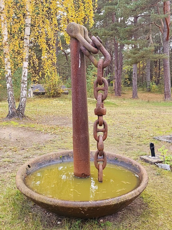 Apmeklējam 1844.gada būvēto Ovišu bāku Ventspils novadā  Apmeklējam 1844.gada būvēto Ovišu bāku Ventspils novadā 379710