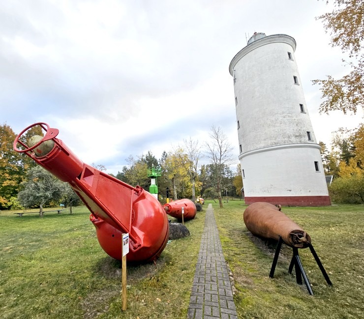 Apmeklējam 1844.gada būvēto Ovišu bāku Ventspils novadā  Apmeklējam 1844.gada būvēto Ovišu bāku Ventspils novadā 379677