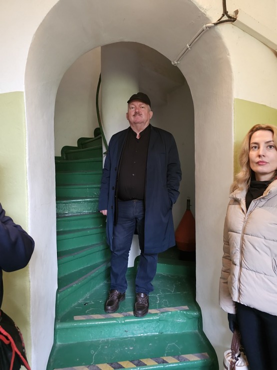 Apmeklējam 1844.gada būvēto Ovišu bāku Ventspils novadā  Apmeklējam 1844.gada būvēto Ovišu bāku Ventspils novadā 379680