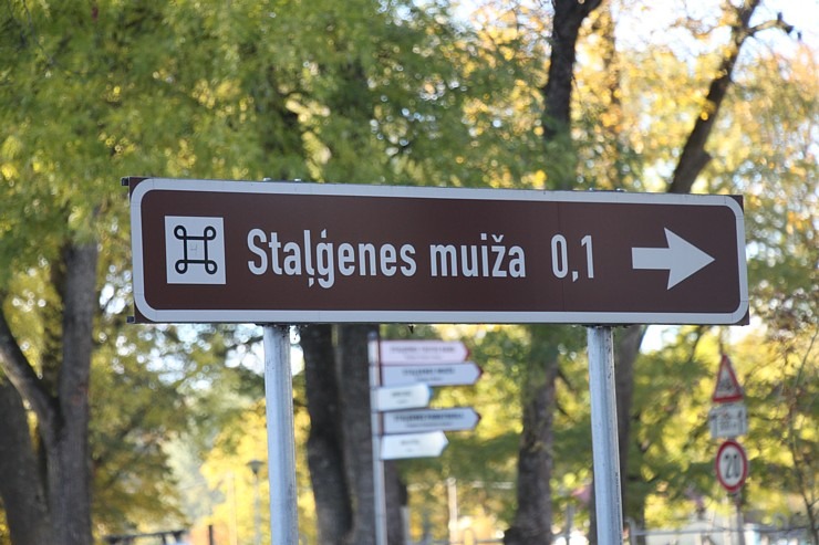Sadarbībā ar auto nomu «SIXT Latvija» apceļojam Staļģenes muižu Jelgavas novadā - Kia Sportage no 28 eiro dienā Sadarbībā ar auto nomu «SIXT Latvija» apceļojam Staļģenes muižu Jelgavas novadā - Kia Sportage no 28 eiro dienā 379836