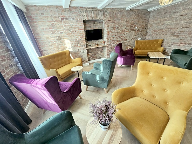 Apmeklējam Vārves muižas kompleksu Ventas krastā Ventspils novadā  Apmeklējam Vārves muižas kompleksu Ventas krastā Ventspils novadā 380057