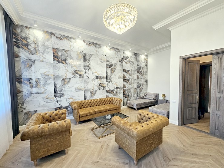 Apmeklējam Vārves muižas kompleksu Ventas krastā Ventspils novadā  Apmeklējam Vārves muižas kompleksu Ventas krastā Ventspils novadā 380065