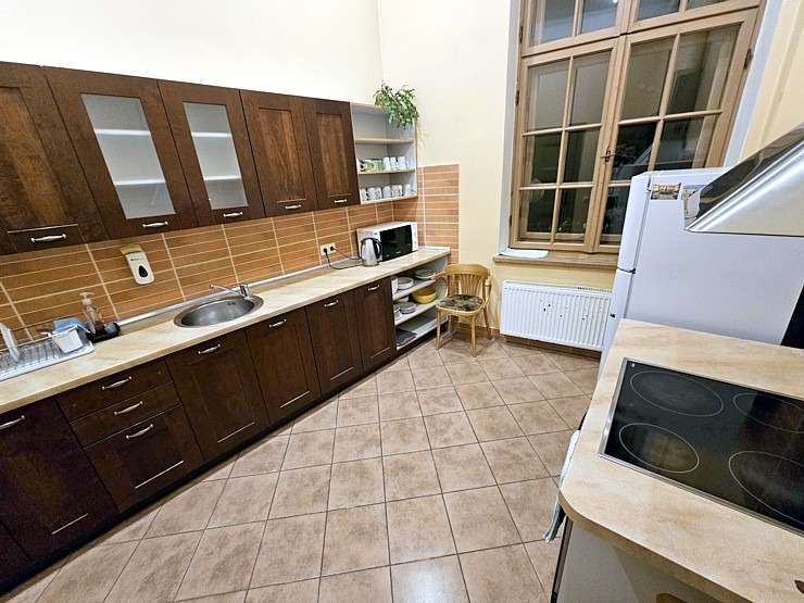 Iepazīstam Dundagas pili Talsu novadā, kas piedāvā naktsmītni, TIC, izstādes un konferenču telpas 380109