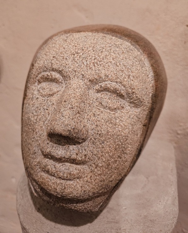 Iepazīstam Dundagas pili Talsu novadā, kas piedāvā naktsmītni, TIC, izstādes un konferenču telpas  Iepazīstam Dundagas pili Talsu novadā, kas piedāvā naktsmītni, TIC, izstādes un konferenču telpas 380120