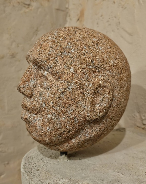 Iepazīstam Dundagas pili Talsu novadā, kas piedāvā naktsmītni, TIC, izstādes un konferenču telpas  Iepazīstam Dundagas pili Talsu novadā, kas piedāvā naktsmītni, TIC, izstādes un konferenču telpas 380122