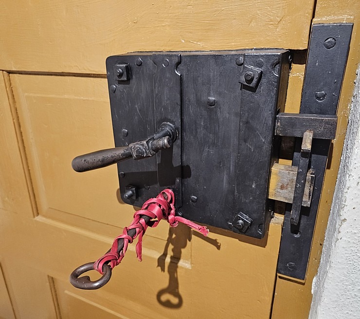 Iepazīstam Dundagas pili Talsu novadā, kas piedāvā naktsmītni, TIC, izstādes un konferenču telpas  Iepazīstam Dundagas pili Talsu novadā, kas piedāvā naktsmītni, TIC, izstādes un konferenču telpas 380133