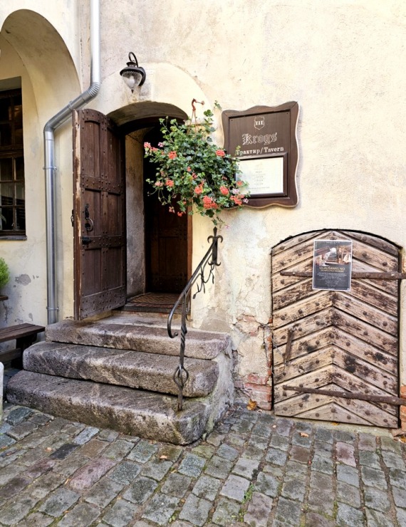 Izbaudām Jaunpils pils kroga pusdienu piedāvājumu Tukuma novadā  Izbaudām Jaunpils pils kroga pusdienu piedāvājumu Tukuma novadā 380153