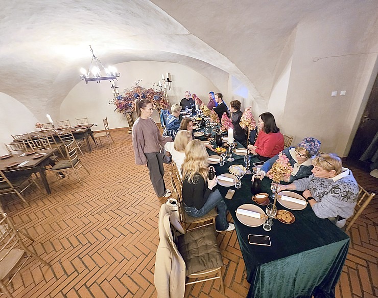 Izbaudām Jaunpils pils kroga pusdienu piedāvājumu Tukuma novadā  Izbaudām Jaunpils pils kroga pusdienu piedāvājumu Tukuma novadā 380156