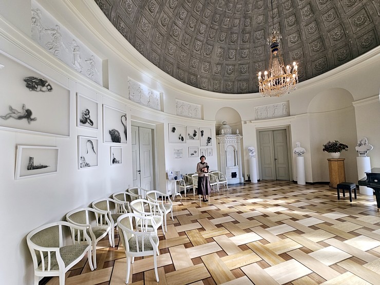 Iepazīstam klasicisma stila Jaunauces pili Saldus novadā  Iepazīstam klasicisma stila Jaunauces pili Saldus novadā 380252