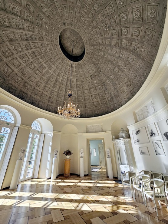 Iepazīstam klasicisma stila Jaunauces pili Saldus novadā  Iepazīstam klasicisma stila Jaunauces pili Saldus novadā 380255