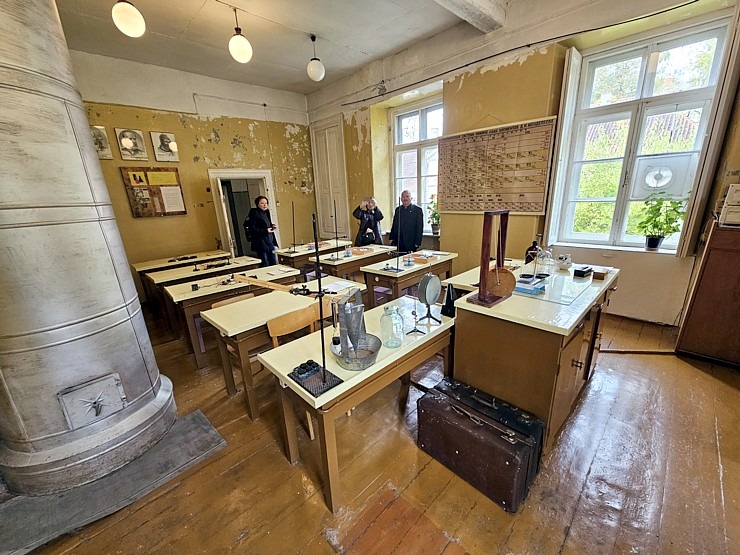 Iepazīstam klasicisma stila Jaunauces pili Saldus novadā  Iepazīstam klasicisma stila Jaunauces pili Saldus novadā 380268