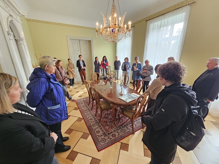 Iepazīstam klasicisma stila Jaunauces pili Saldus novadā  Iepazīstam klasicisma stila Jaunauces pili Saldus novadā 380274