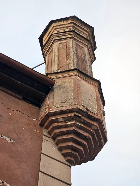 Pēcpusdienas pastaigā iepazīstam UNESCO Pasaules mantojuma sarakstā iekļauto Kuldīgu 380501