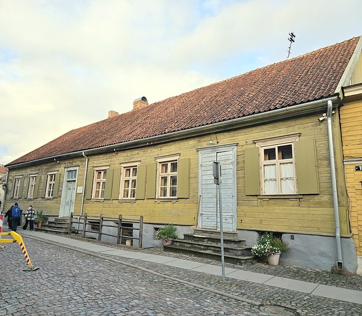 Pēcpusdienas pastaigā iepazīstam UNESCO Pasaules mantojuma sarakstā iekļauto Kuldīgu 380508