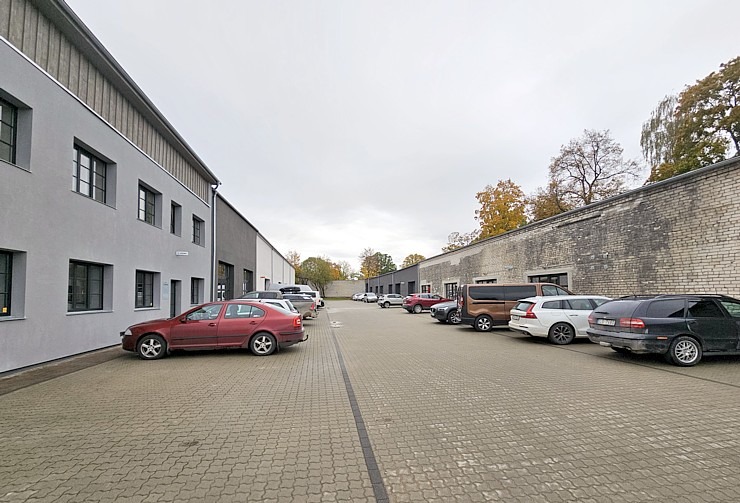 Apmeklējam radoši industriālo Kaļķu ielas kvartālu Kuldīgā 380533