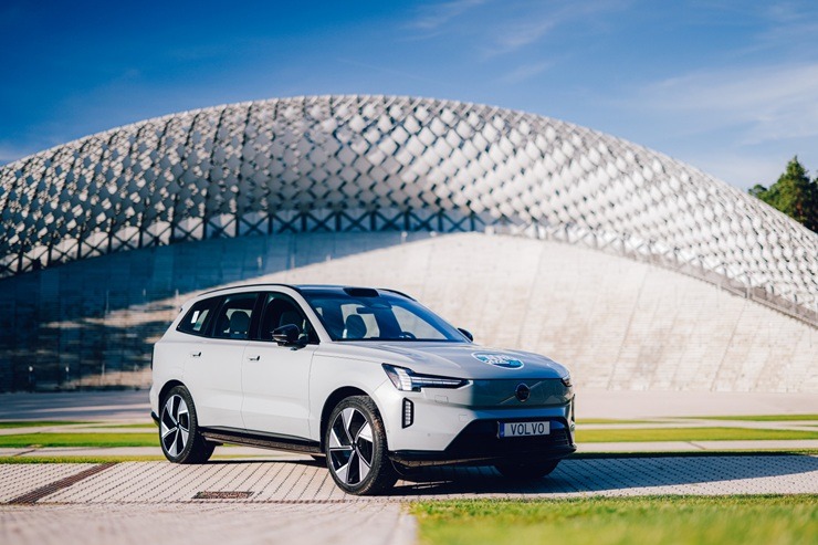 «Latvijas e-auto 2025/26» par uzvarētājiem kļūst «Audi A6 e-tron», «BYD Sealion 7» un «Renault R5 E-Tech Electric»  «Latvijas e-auto 2025/26» par uzvarētājiem kļūst «Audi A6 e-tron», «BYD Sealion 7» un «Renault R5 E-Tech Electric» 380545