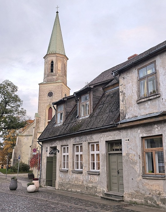 Apmeklējam Kuldīgas suvenīru bodi «KUULD» 380576