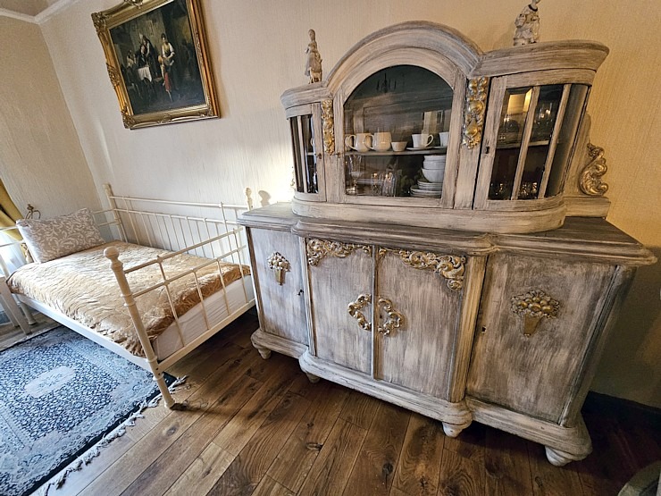 lIepazīstam Kuldīgas dizaina viesnīcas « Sīmanis » piedāvājumu 380641