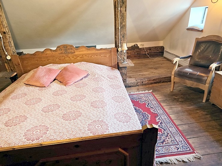 lIepazīstam Kuldīgas dizaina viesnīcas « Sīmanis » piedāvājumu 380643