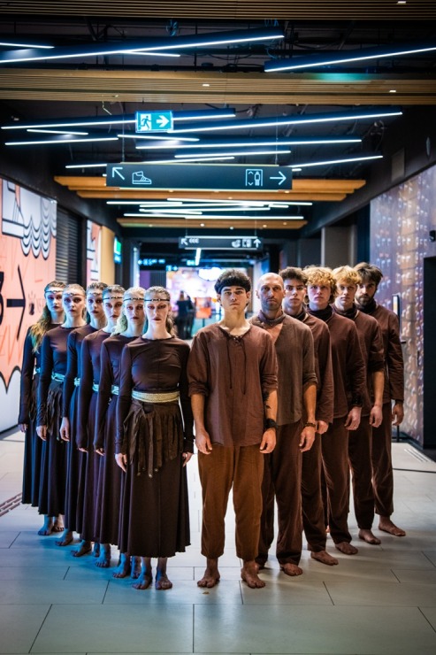 «Dzirnas» atklāj Starptautisko Baltijas baleta festivālu ar fragmentu no «Indulis un Ārija. Dzirnām 40.»  «Dzirnas» atklāj Starptautisko Baltijas baleta festivālu ar fragmentu no «Indulis un Ārija. Dzirnām 40.» 380727