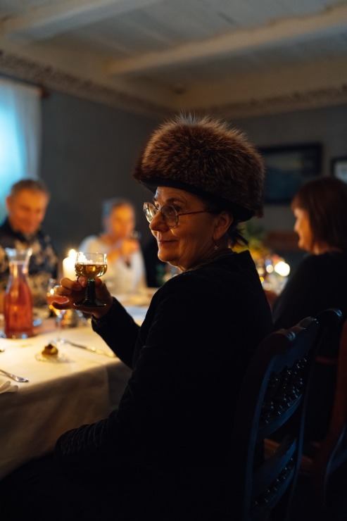 Tā dzīro Leģendu naktī Turaidā  Tā dzīro Leģendu naktī Turaidā 380731