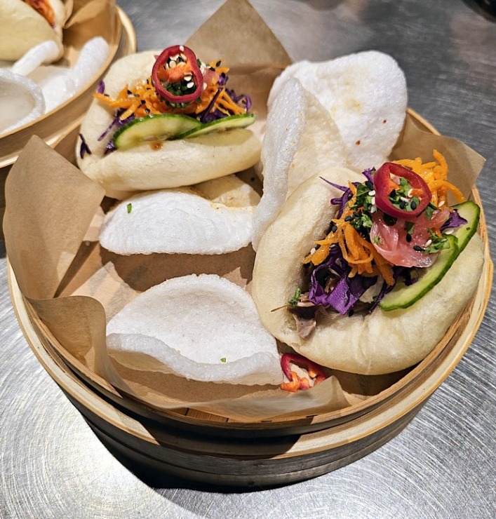 Tiek atklāta ēdināšanas zona « POSTe food hall » tirdzniecības centrā « Origo » 380819