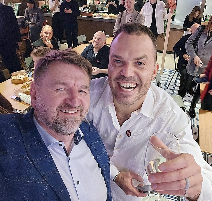 Tiek atklāta ēdināšanas zona « POSTe food hall » tirdzniecības centrā « Origo » 380837