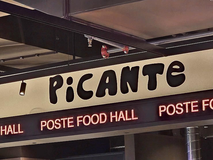 Tiek atklāta ēdināšanas zona « POSTe food hall » tirdzniecības centrā « Origo » 380845