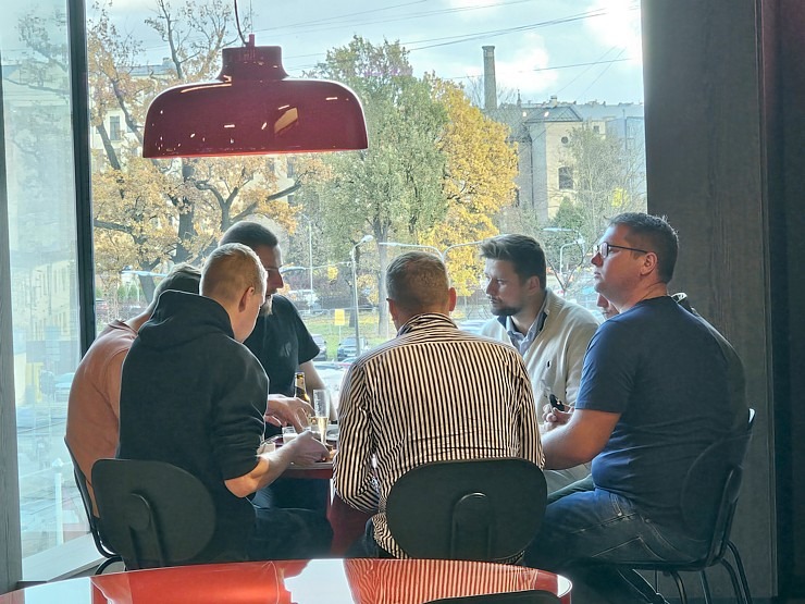 Tiek atklāta ēdināšanas zona « POSTe food hall » tirdzniecības centrā « Origo » 380851