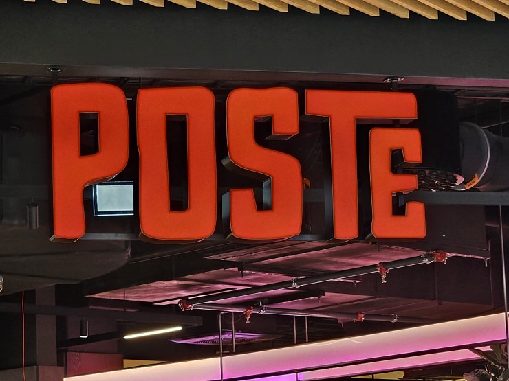 Tiek atklāta ēdināšanas zona « POSTe food hall » tirdzniecības centrā « Origo » 380852
