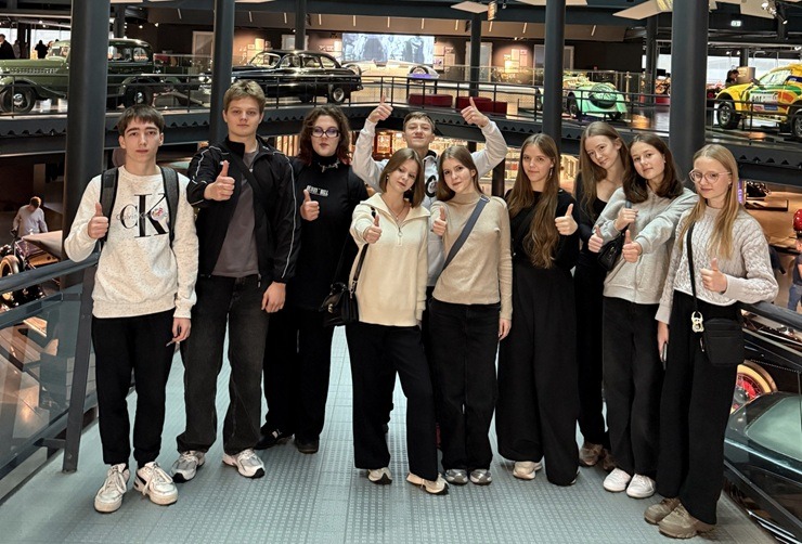 Latvijā uz nometni sabrauc talantīgi ukraiņu bērni 380888