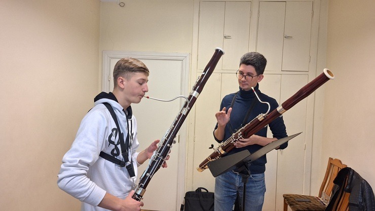 Latvijā uz nometni sabrauc talantīgi ukraiņu bērni 380881