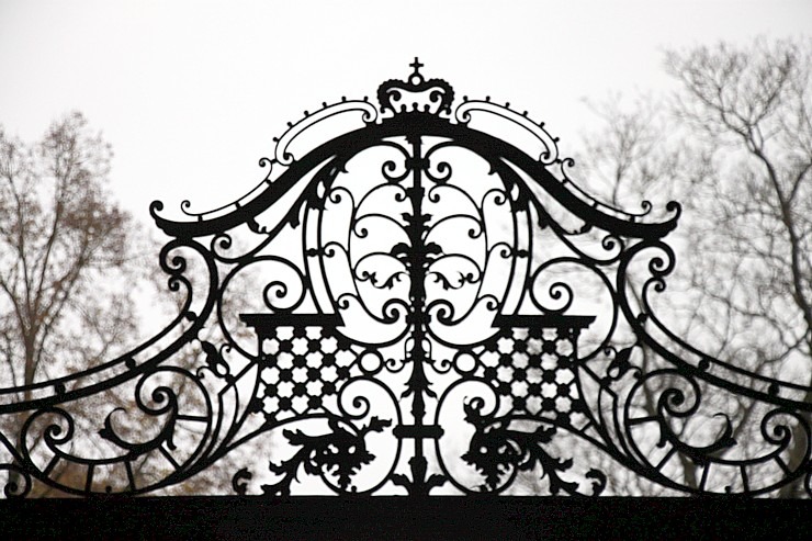 Apceļojam Latviju ar 486 zirgspēku jaudīgo « Xpeng G6 » - Jelgavas pils. Sadarbībā ar Autobrava 380932