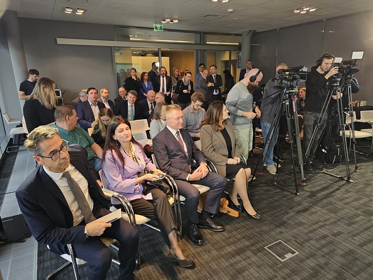 RIX Rīgas lidosta prezentē attīstības plānu 2025.–2050. gadam 380963