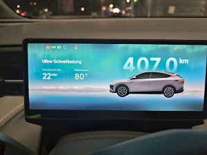 Ar 486 zirgspēku jaudīgo « Xpeng G6 » dodamies uz Latgales laukiem. Sadarbībā ar Autobrava 22