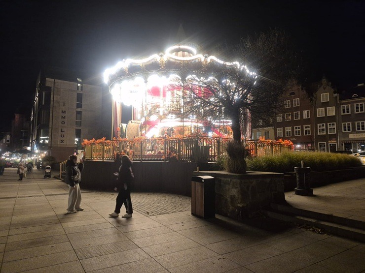 Travelnews.lv izmanto pēdējo iespēju ar «Ryanair» aizlidot uz Gdaņsku un dodas vakara pastaigā uz Motlavas upes krastmalu 381019