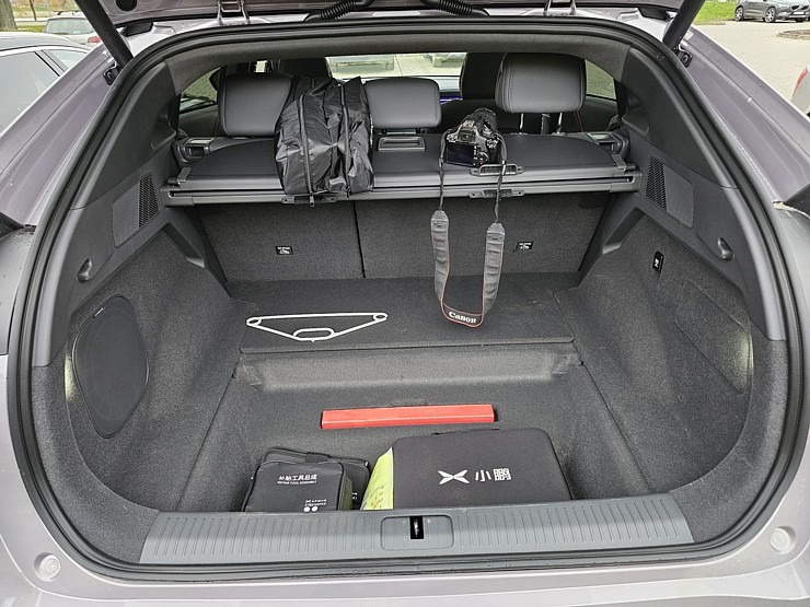 Apceļojam Latviju ar 486 zirgspēku jaudīgo « Xpeng G6 » no auto centra «Autobrava» 381041