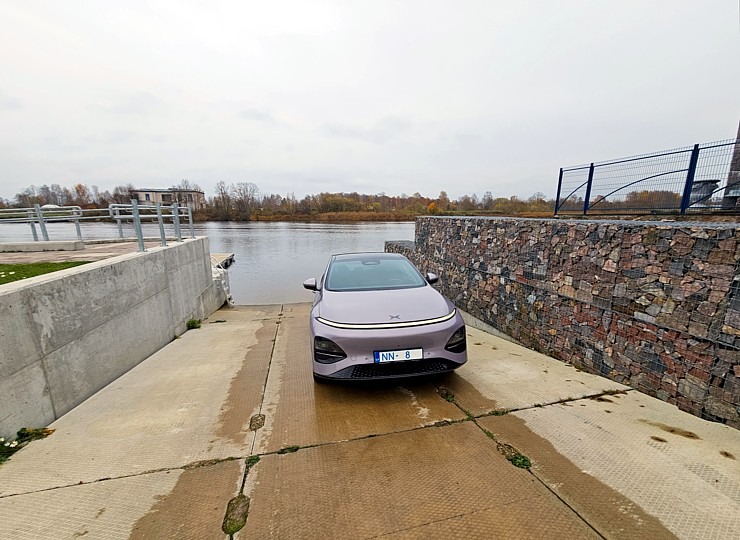 Apceļojam Latviju ar 486 zirgspēku jaudīgo « Xpeng G6 » no auto centra «Autobrava» 381024