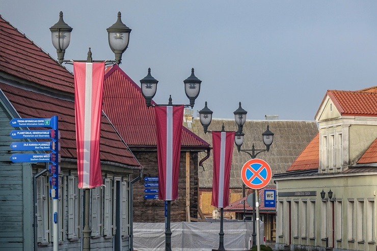 Ventspils patriotiskās noskaņās gaida svētkus 381091
