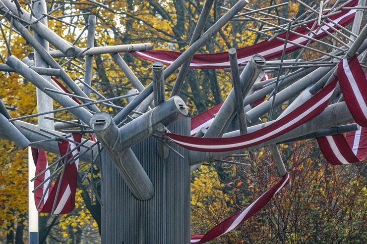 Ventspils patriotiskās noskaņās gaida svētkus 381079