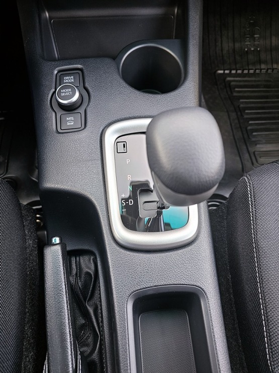 Sadarbībā ar auto nomu «SIXT Latvija» apceļojam Latviju - Toyota Hilux no 53 eiro dienā 381110