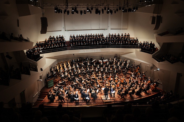 Ar vērienu svin koncertzāles «Lielais Dzintars» 10 gadu dzimšanas dienu 381139