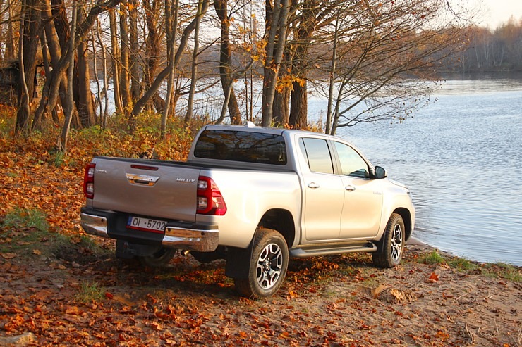 Toyota Hilux ir izcils piedzīvojumu auto, ko piedāvā «SIXT Latvija» no 53 eiro dienā 381141