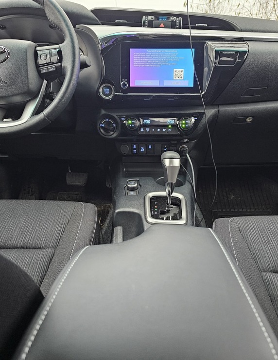 Toyota Hilux ir izcils piedzīvojumu auto, ko piedāvā «SIXT Latvija» no 53 eiro dienā 381159