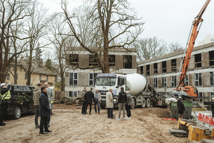 Spāru svētki nosvinēti. Pārdaugavā top jauna studentu viesnīca 381192
